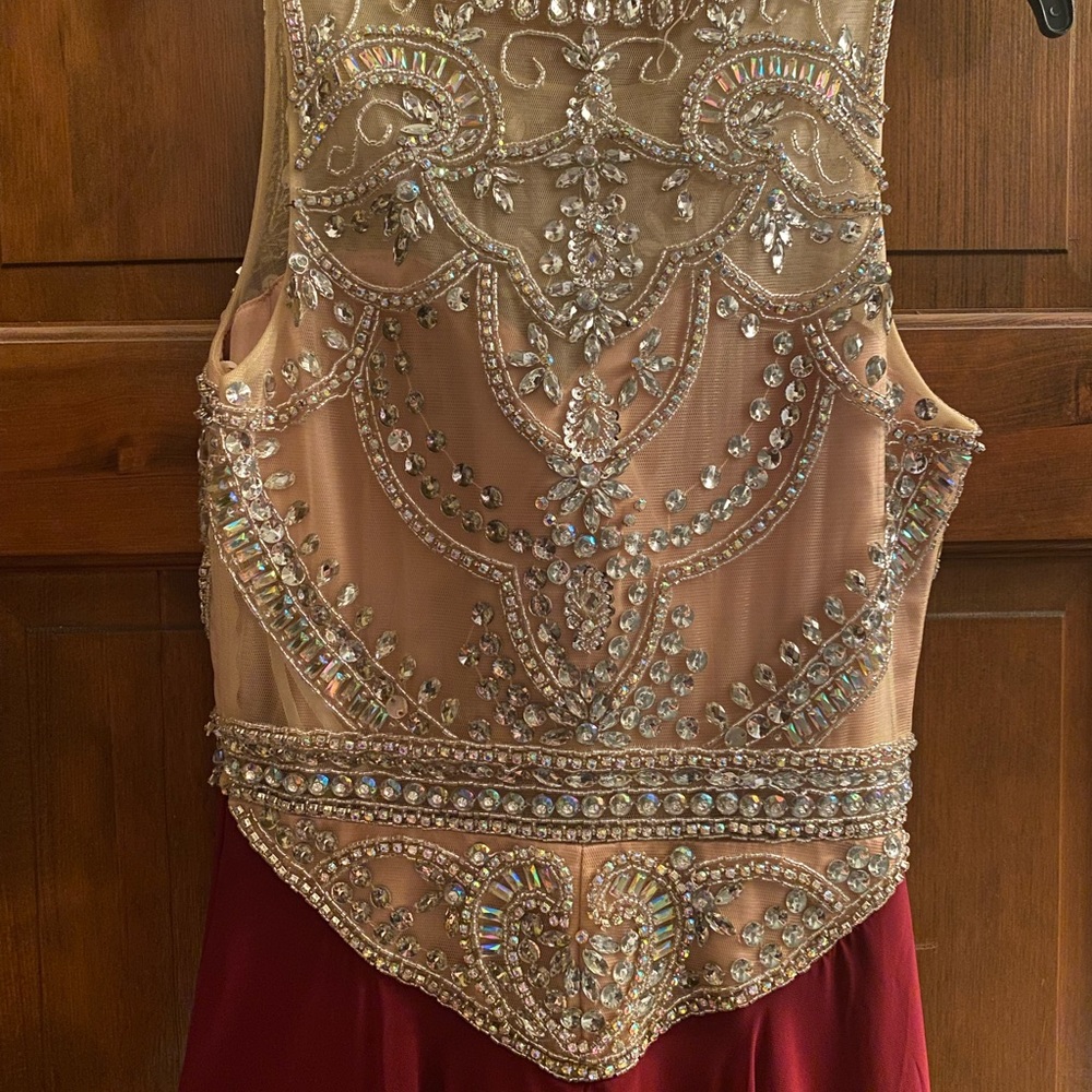 Nox Sparkly Floor Length Gown - Picture 11 of 11
